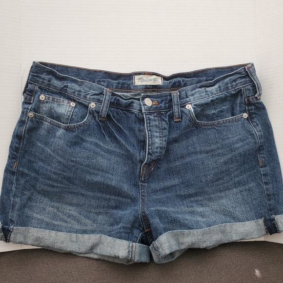 Madewell Pants - Madewell  Denim Short size 31.